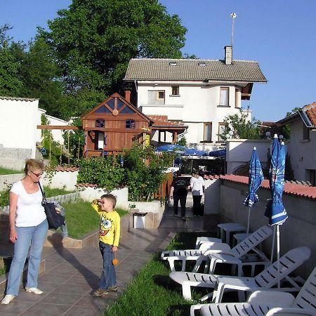Hotel Aleksievata Kashta Gurgulyat ภายนอก รูปภาพ